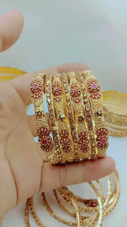 Exquisite Bangle Set