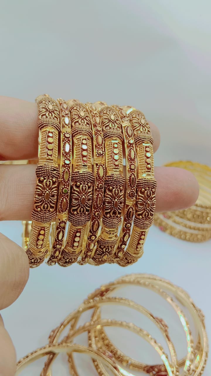 Charming Bangle Set