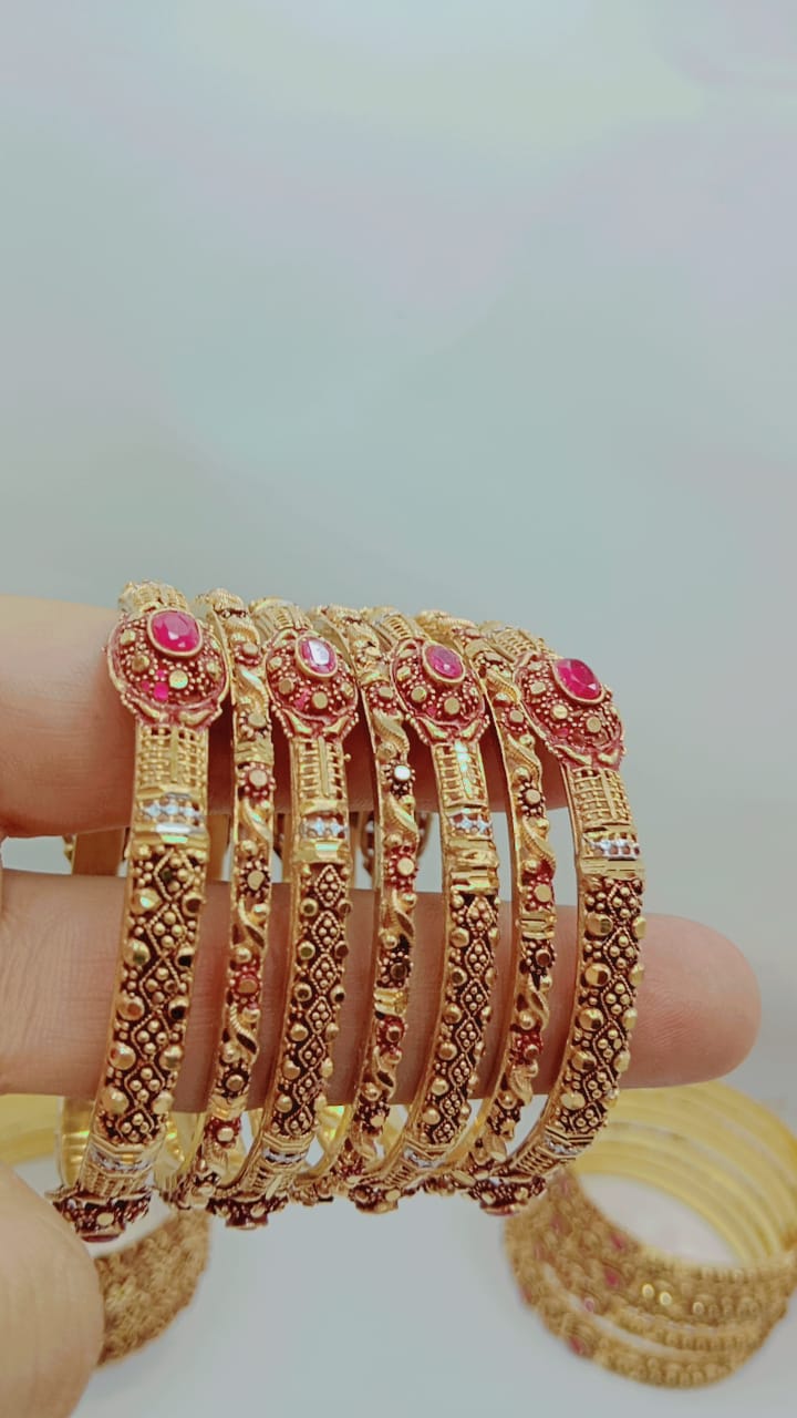 Graceful Rose Bangle Set